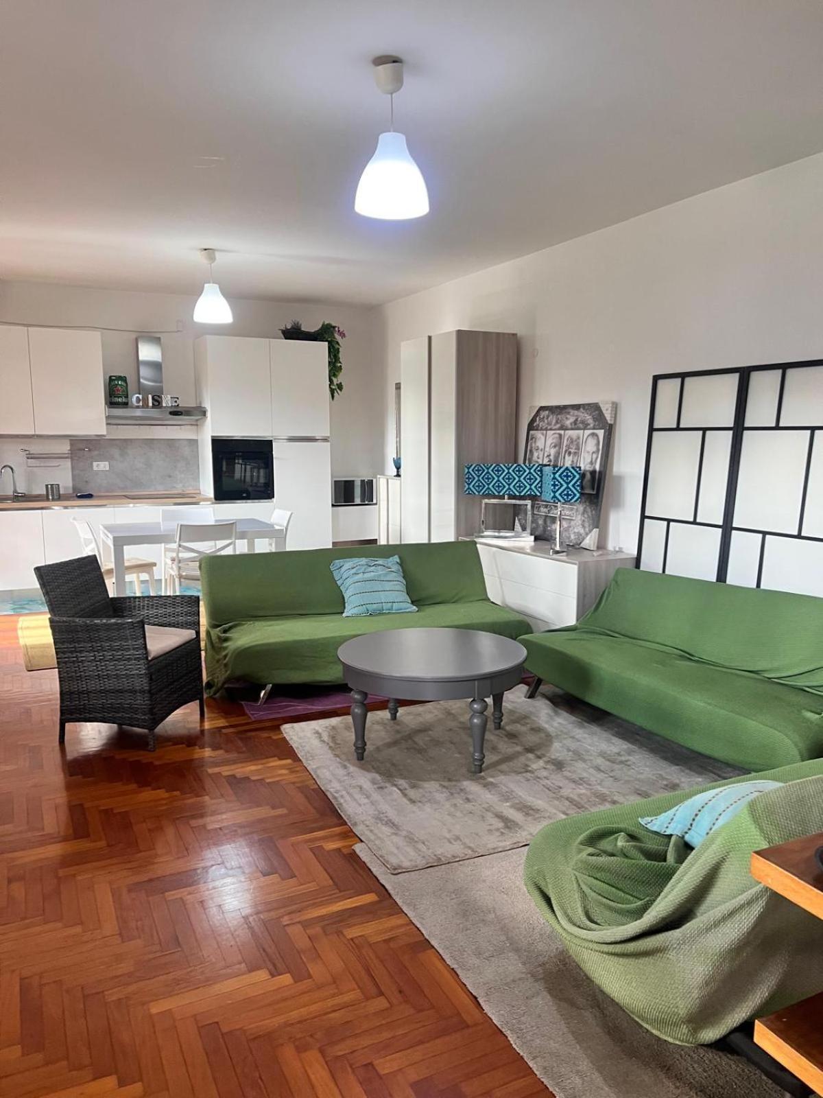 Casa Di Zoe Apartment - Punto Di Sosta X Bikes Auto E Moto A 20 Minuti Dall'Autostrada - Parcheggio Privato - Giardino Con Barbecue - Civita Castellana Exterior foto